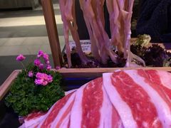 -湊湊火锅·茶憩(杭州湖滨银泰in77店)