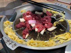 -石记东北风味烤肉店(子固路店)