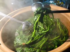 -广味炭炉鸡煲(宝业路分店)