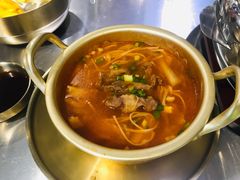 酸汤肥牛-本炙炭烤·蒲烧活鳗料理店(金沙洲店)