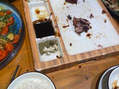 -老滇山寨•云南特色菜•地方菜•民族风情歌舞表演(金碧店)