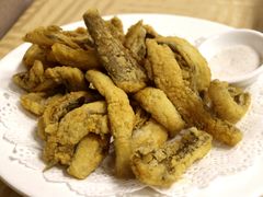 酥炸九肚鱼-巫记鸡饭店