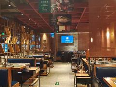大堂-老墙根涮肉·铜锅·烧烤(欢乐谷·王四营店)