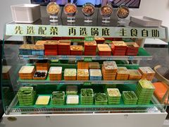 零售区-极有家小鱼小鸡石锅煲(佳兆业店)