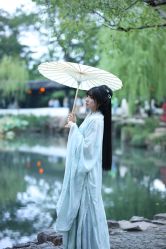 -一揽芳华汉服旗袍体验馆(拙政园店)