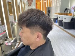 点击看大图 -妃格美发沙龙·烫发·染发