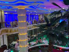 -碧中海汤泉汗蒸酒店