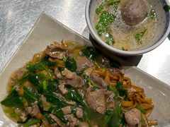 潮界湿炒牛河-潮界(虹桥新天地店)