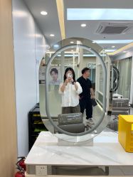 -首脑美发沙龙