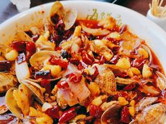 -赶海部落海鲜城(海阳路店)