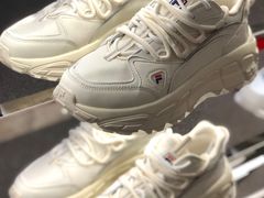-fila(日月光中心广场店)