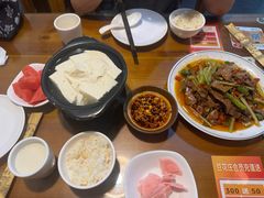 -重庆石磨豆花庄(乔庄店)