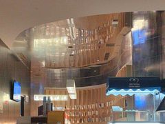 -涨巢·潮玩水疗局