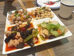 -叁宝烤肉• 西安烧烤 领跑品牌(中海城店)