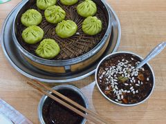 -清真老铁家灌汤包