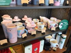 零售区-星巴克臻选(中山石岐大信新都汇店)