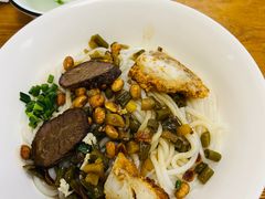 -牛八宝桂林米粉(八里庄店)