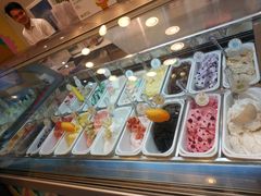 自助取餐区-柠檬车露(卖草地店)