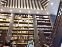 -唐山宴百姓府邸院落中餐