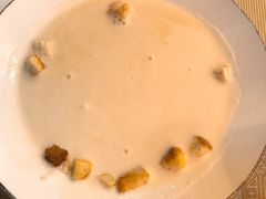 奶油鸡茸汤-小白桦西餐厅