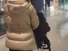 -绿茶餐厅(成都大悦城店)