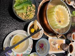 -得意咚瓜·顺德鱼生·冬瓜火锅(深圳首店)