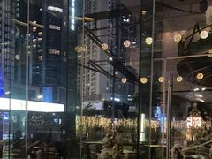 -深圳温德姆至尊酒店·大堂吧·户外花园