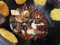 -鲁员外地锅鸡地锅鱼(古墩路店)