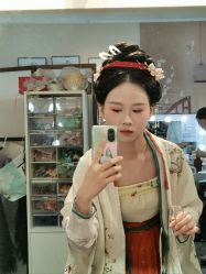 -一揽芳华汉服旗袍体验馆(拙政园店)