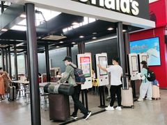 门面-麦当劳(深圳北站高铁店)