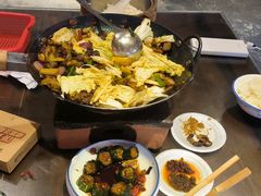 -富正毅三下锅·湘西韵味(天门山索道店)