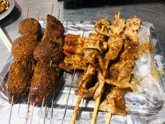 -老广烧烤(骆驼山康馨园店)