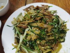 酸菜藠头炒猪肚-海口滨海新村143号海南老字号炒菜店