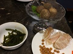 -佬土鹅肠火锅(解放路店)