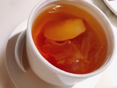 冰糖桃炖雪梨-初蓉丨遇见新川菜(亲贤街荣耀店)