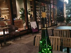 -wineapp葡萄酒餐吧(外滩金融中心店)