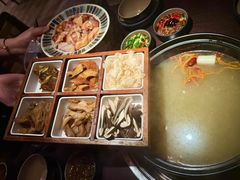 -芸鲜季·云南野生菌餐厅· 云南风物味研社(闵行店)