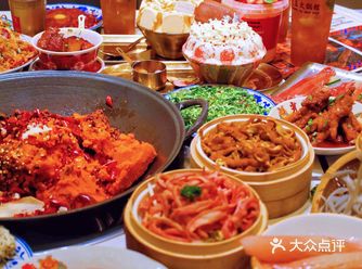 ️火爆整个火锅界的朱光玉，快来打卡。