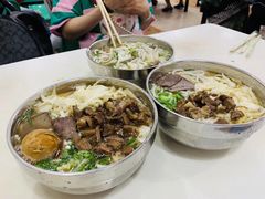 -花溪王记牛肉粉(四季花溪商场店)