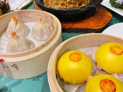 金牌流沙包-誉八仙粤菜(万象天地店)