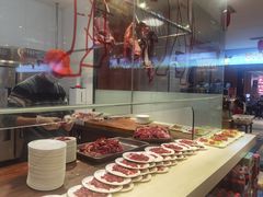-名门潮牛·鲜牛肉海鲜火锅.烧烤自助餐厅(诚丰广场店)