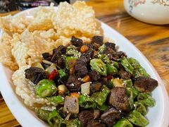 锅巴牦牛肉-小厨子私房菜·云南美食店