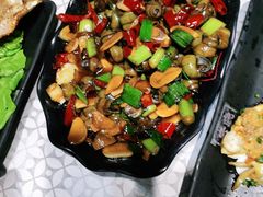 -云晓光头烧烤吧(新大陆广场店)
