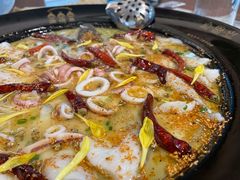 小管酸菜鱼-渔语鱼新川菜Bistro(万象天地店)