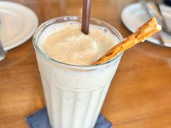 -ROAST coffee & eatery
