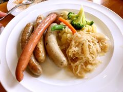 -LENBACH兰巴赫西餐啤酒坊(大连星海广场店)