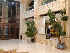 -碧中海汤泉汗蒸酒店