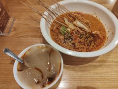 -嘉州叶婆婆钵钵鸡(建设路店)