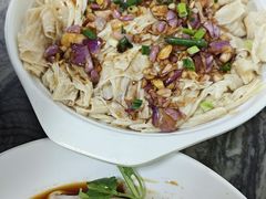 葱油淋山水腐竹-堤边美食