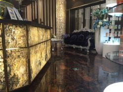 -八佰伴8008星级形象店
